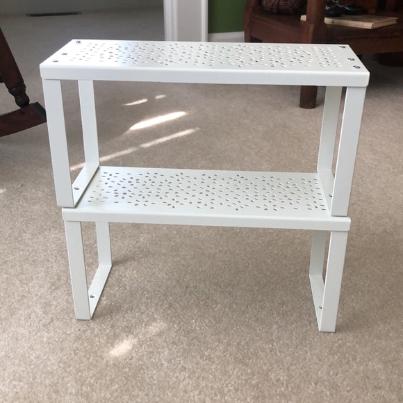 Small metal shelves - Picture 2 of 4